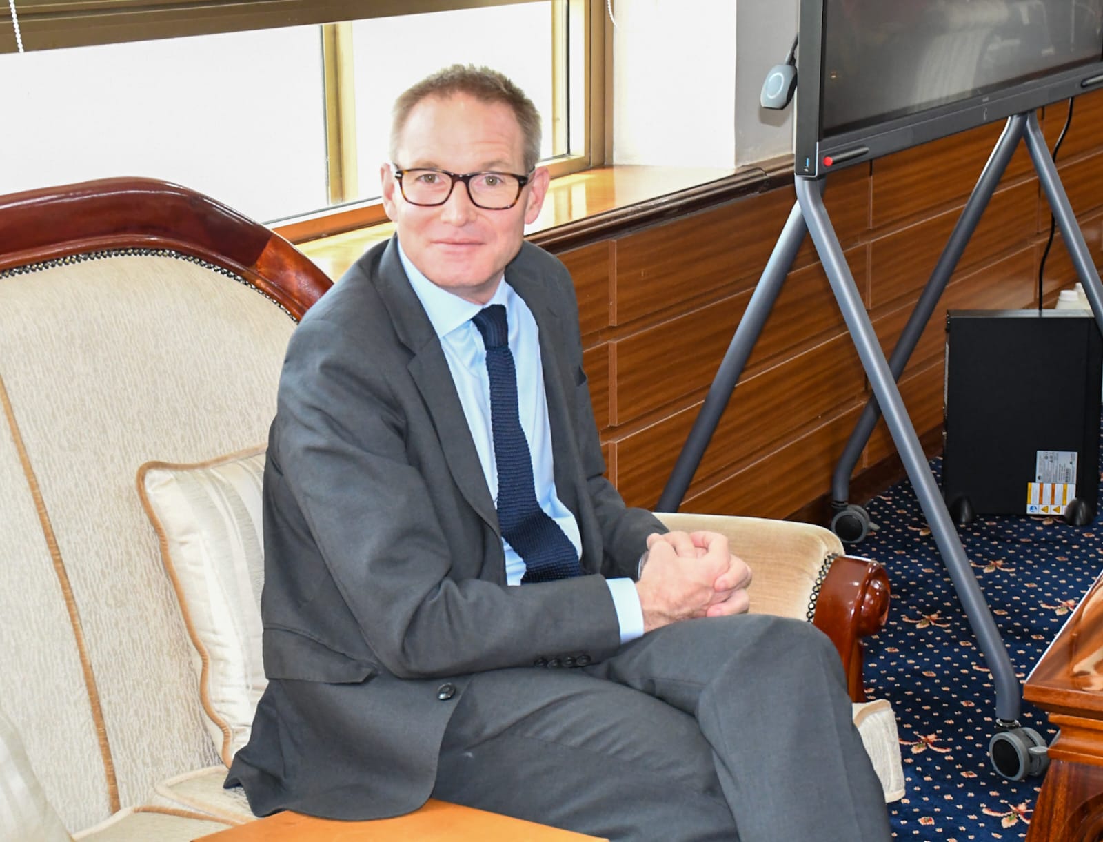 UK raises concern over violence and looting during June 25 protests